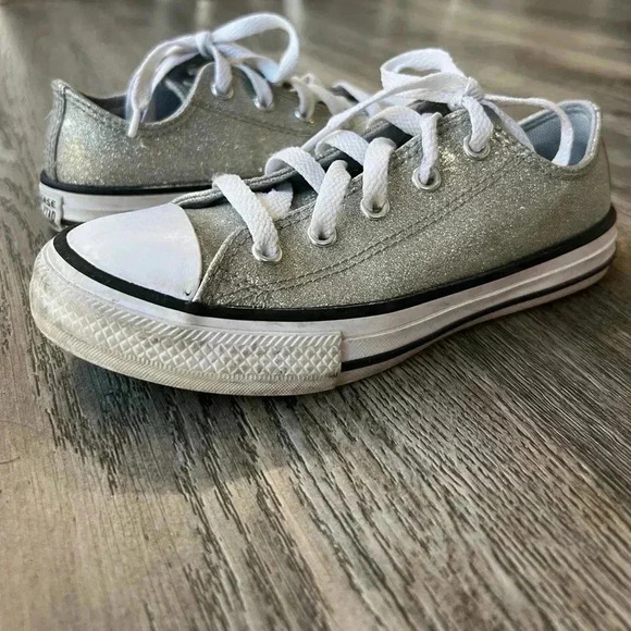 Converse Shoes Silver Star Chuck Taylor Low Top Sneakers Glitter Juniors Size 1 - Picture 6 of 8